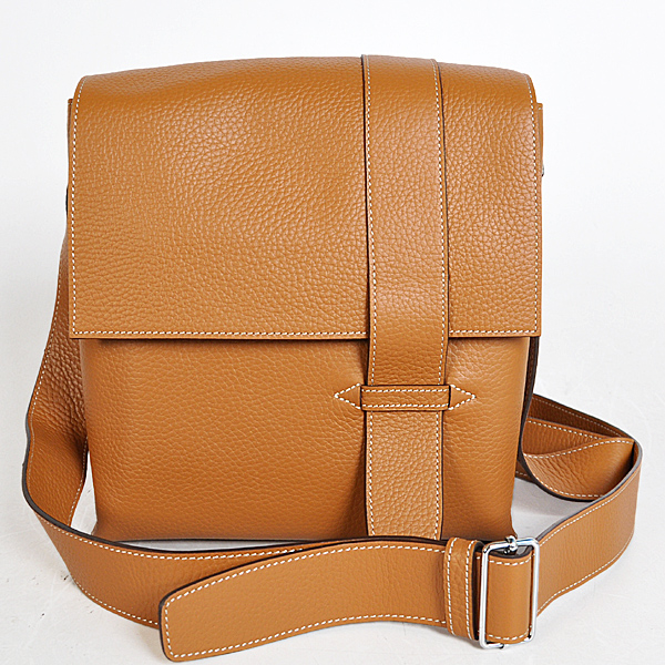 92.114 Hermes Alfred Bag in pelle clemence a Camel